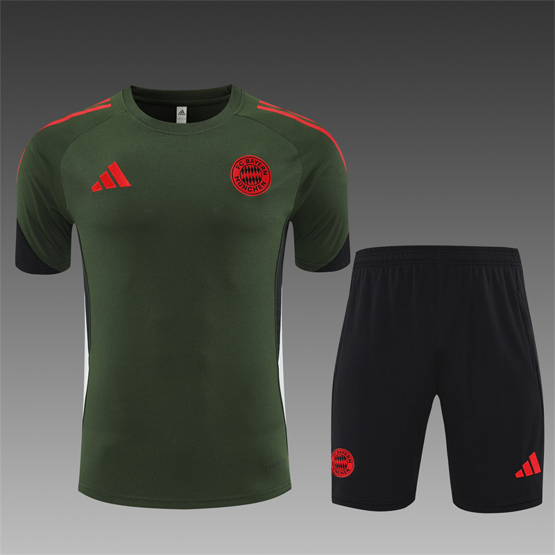 2025/2026 Bayern Munich Green Training Football Jacket