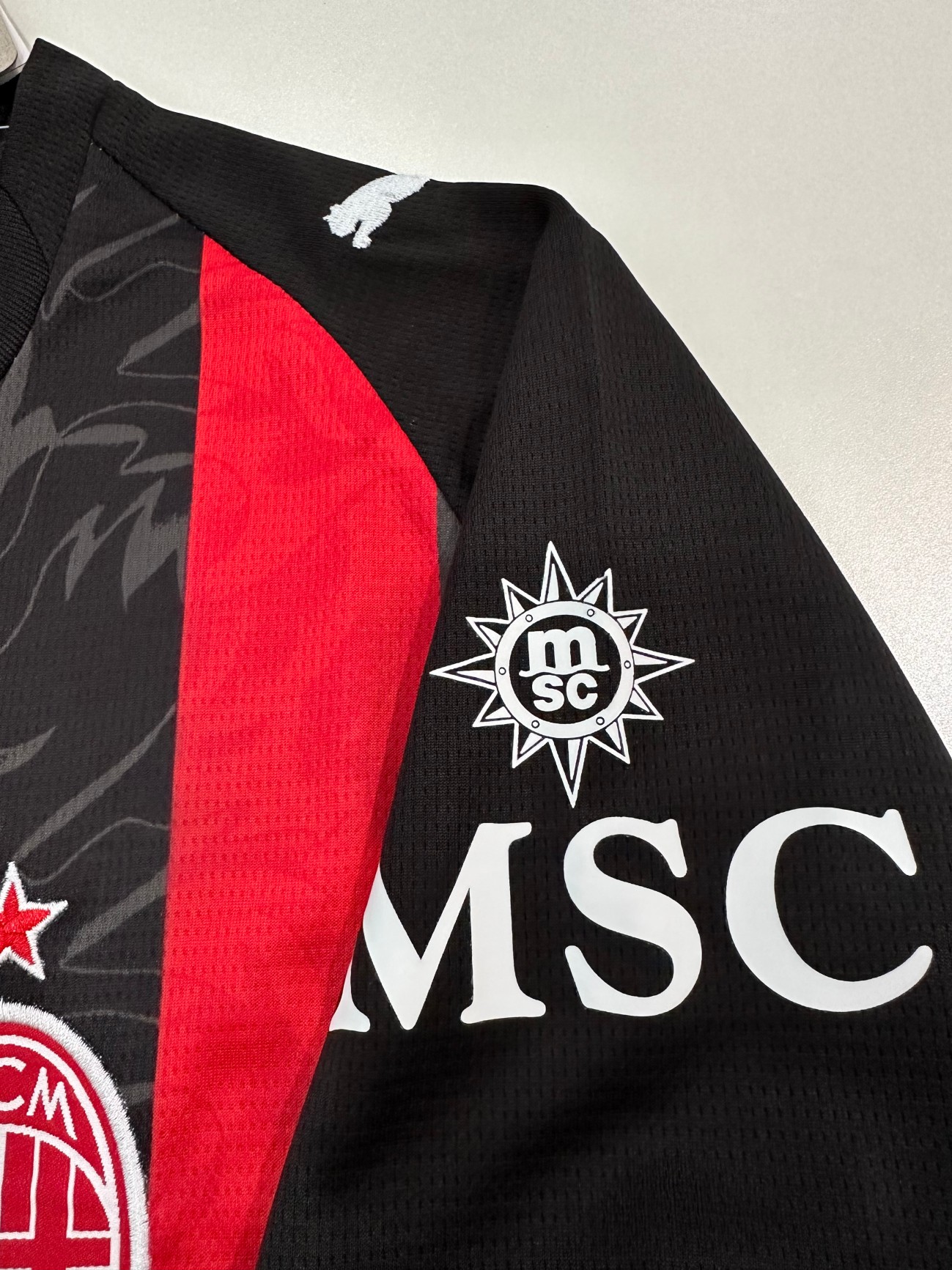 25/26 AC Milan Home Football Shirt( Fans Edition )