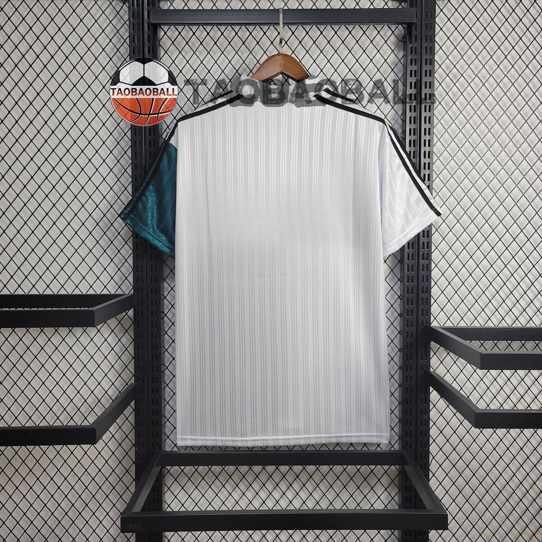 1995/1996 Retro Liverpool Away Football Shirt