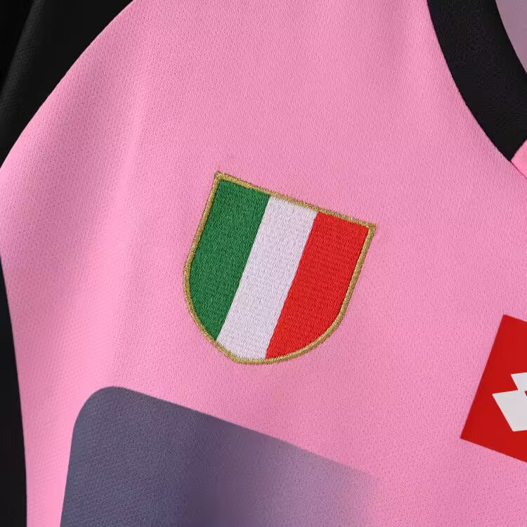 2002/2003 Juventus Pink Retro Football Shirt