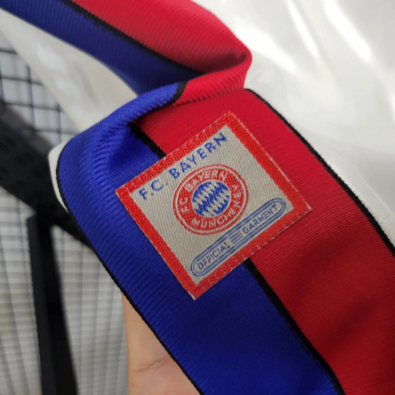 1996/1998 Retro Bayern Munchen Away Football Shirt