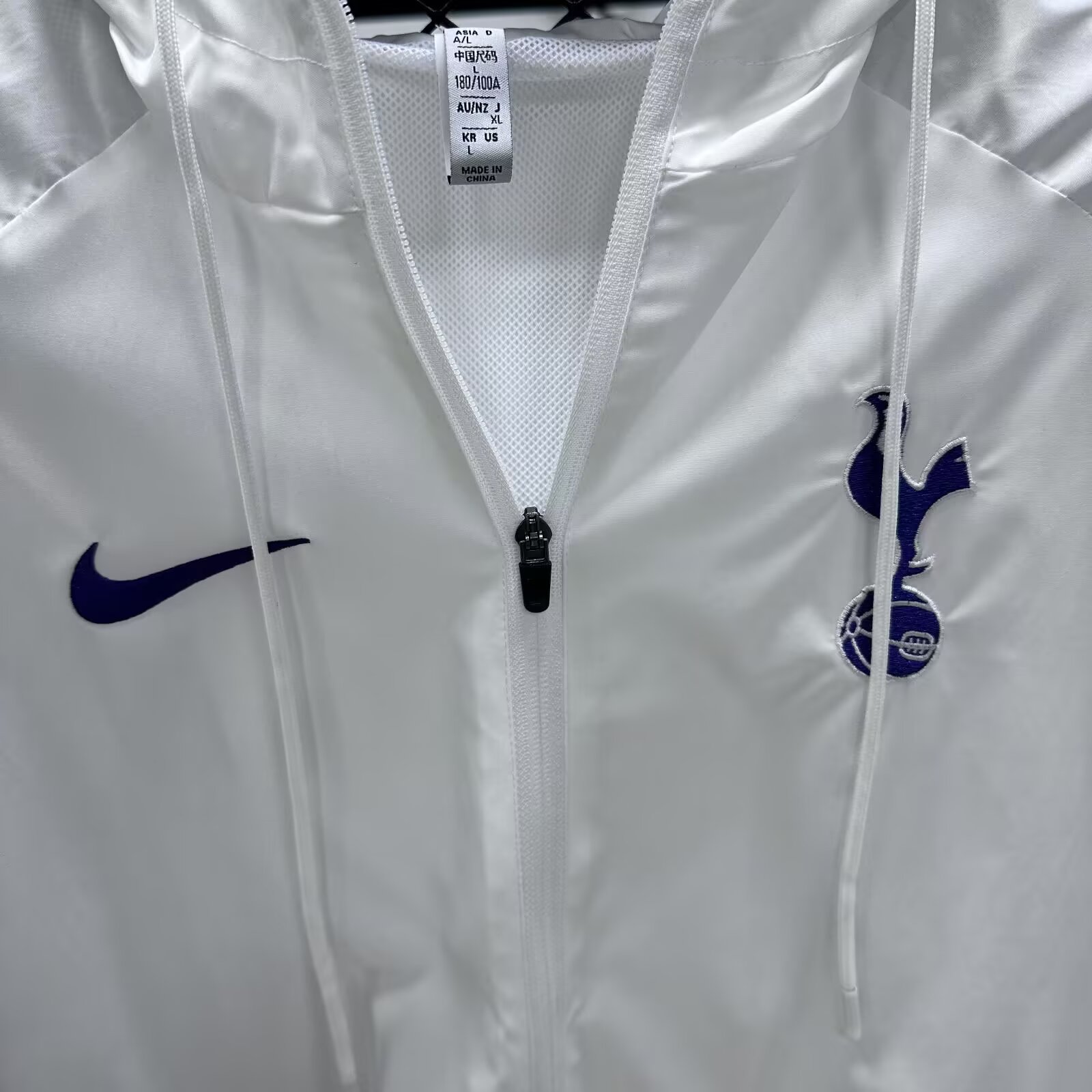 2025/2026 Tottenham Hotspur White Windbreaker Football Shirt