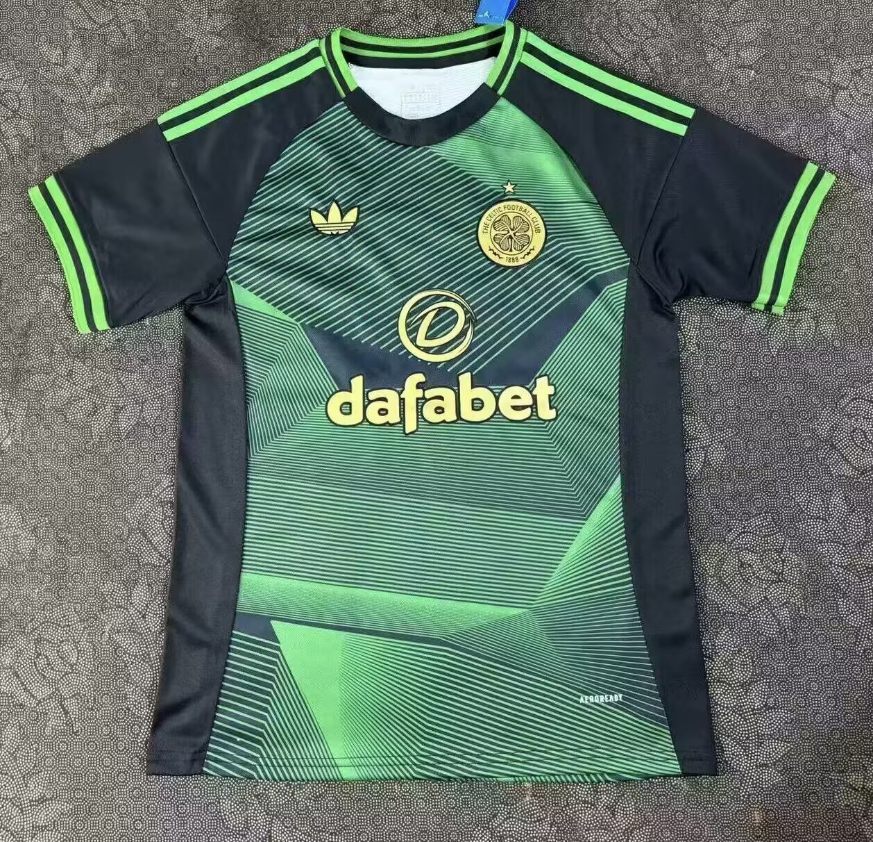 2025/2026 Ireland Football Shirt( Fans Edition )