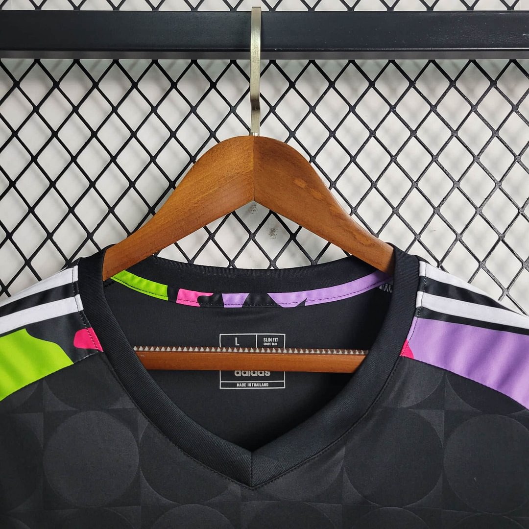 2024 Italy Training Wear Football Shirt( Fans Edition )