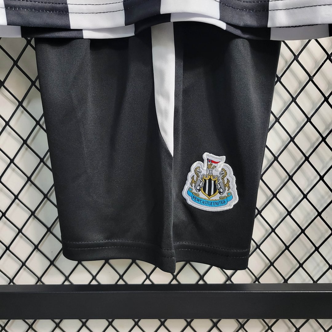2024/2025 Newcastle United Home Football Shirt Kids Size