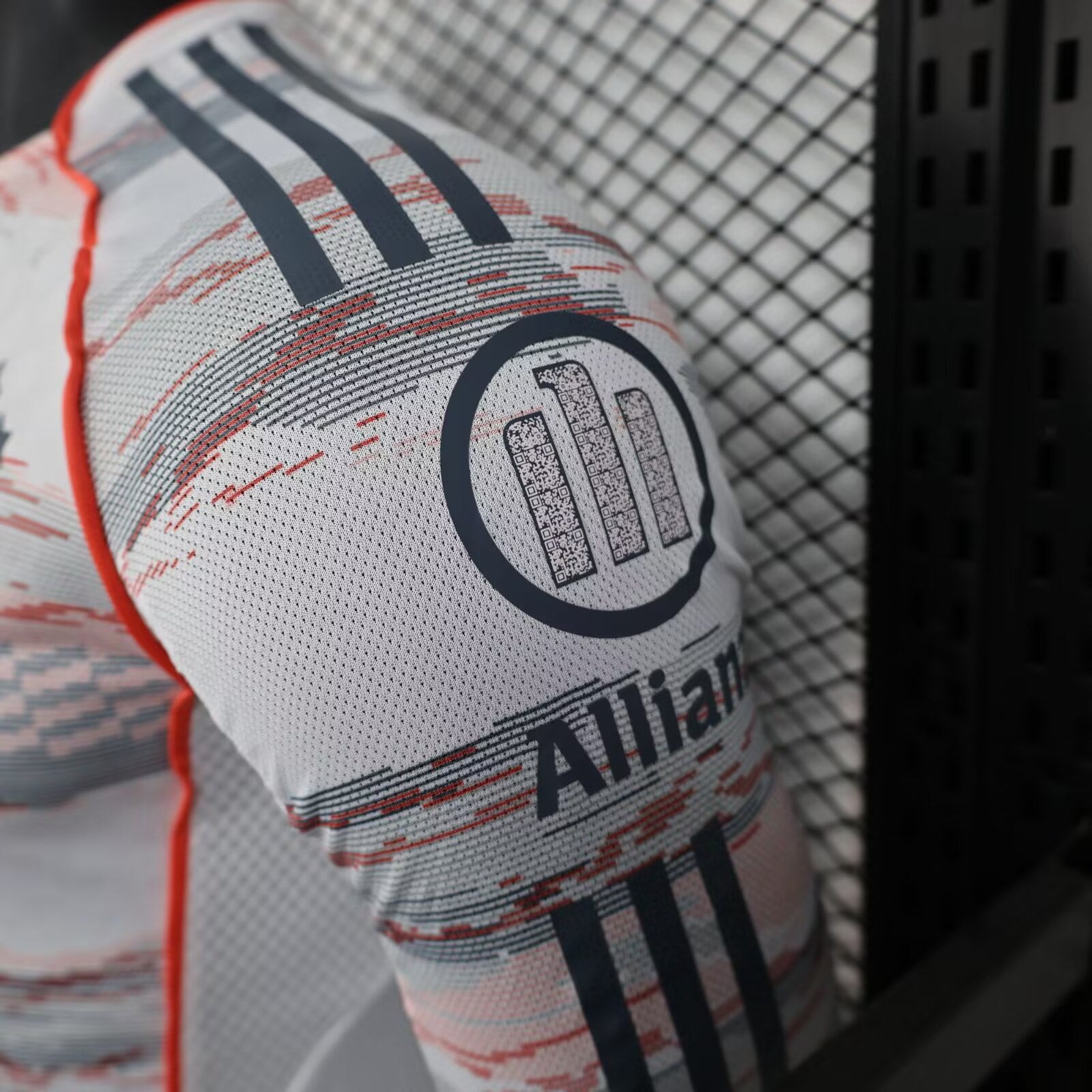 2025/2026 Bayern Munchen Away Long Sleeves Jersey (Player Version)