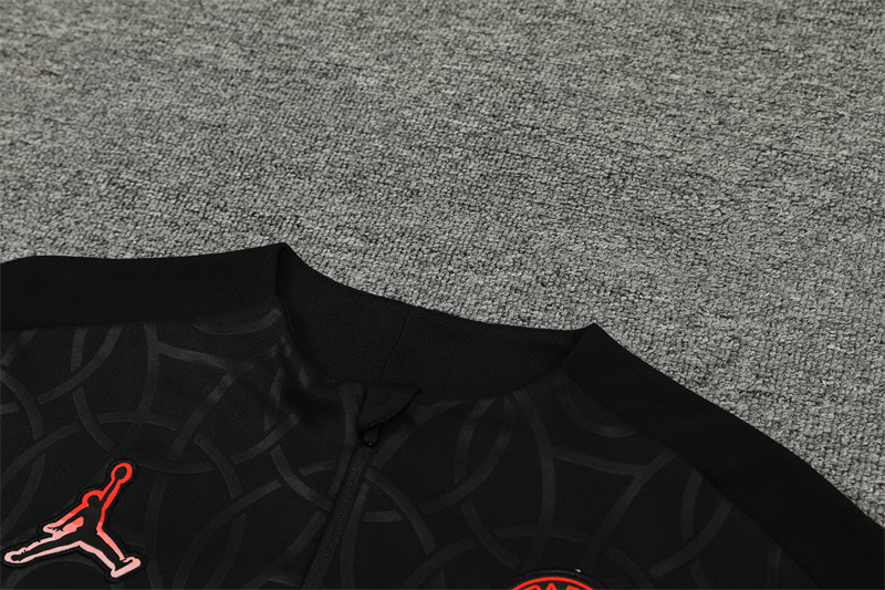 2024/2025 Paris Saint-Germain Black Gold Half-Pull Training Suit