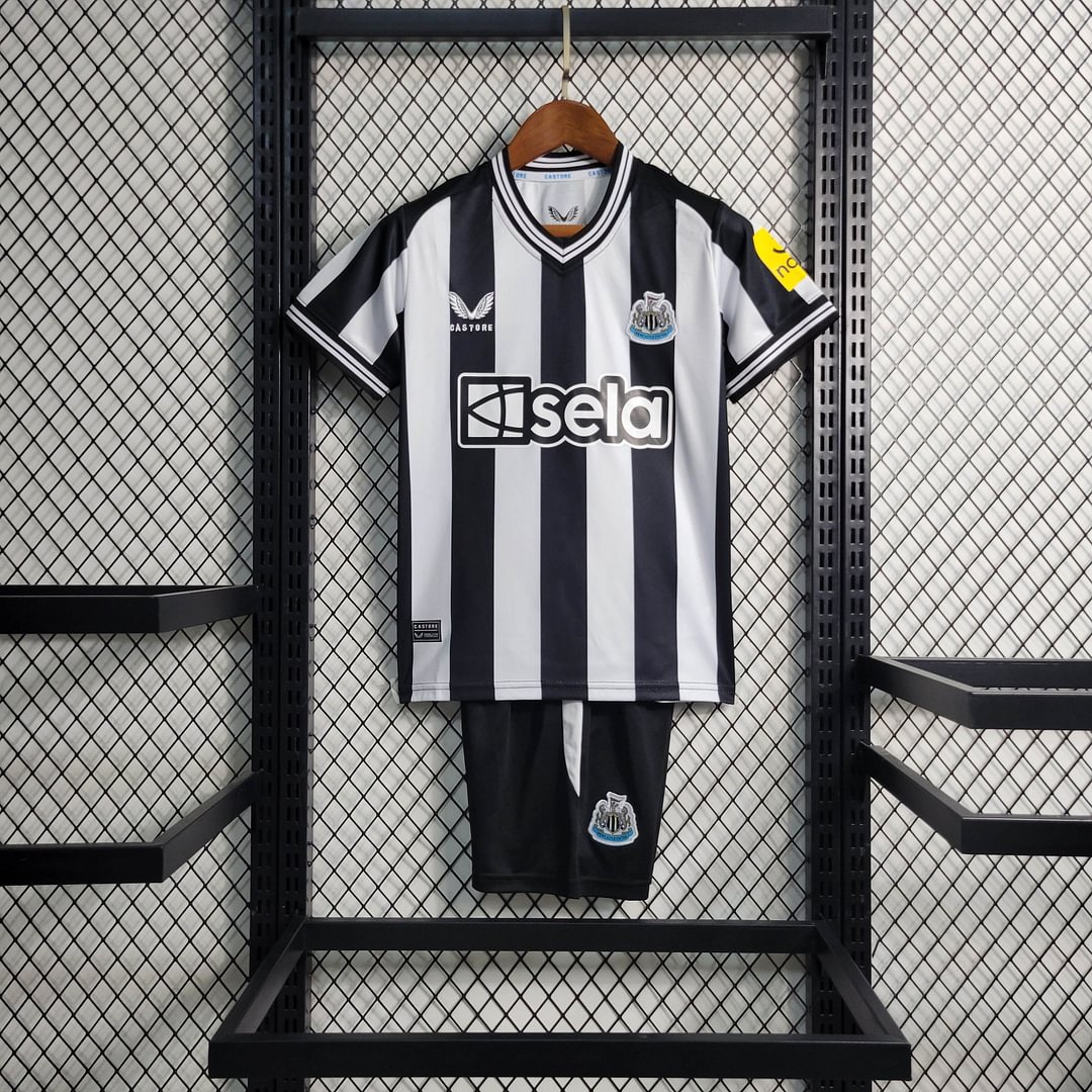 2024/2025 Newcastle United Home Football Shirt Kids Size