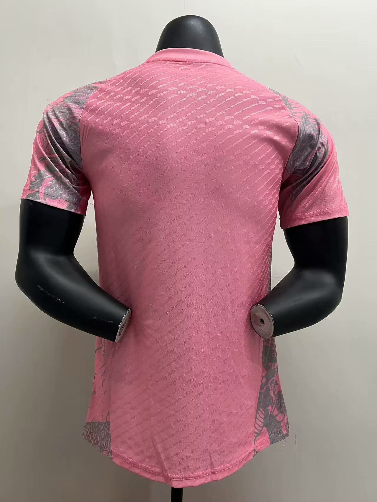25/26 Real Madrid Pink Dragon Special Jersey(Player Version)