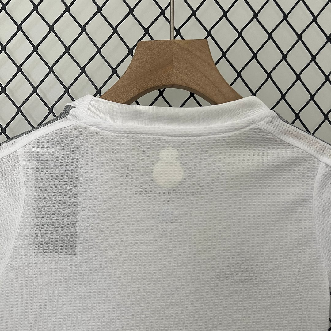 2015/2016 Real Madrid Retro Home Football Shirt Kids Size