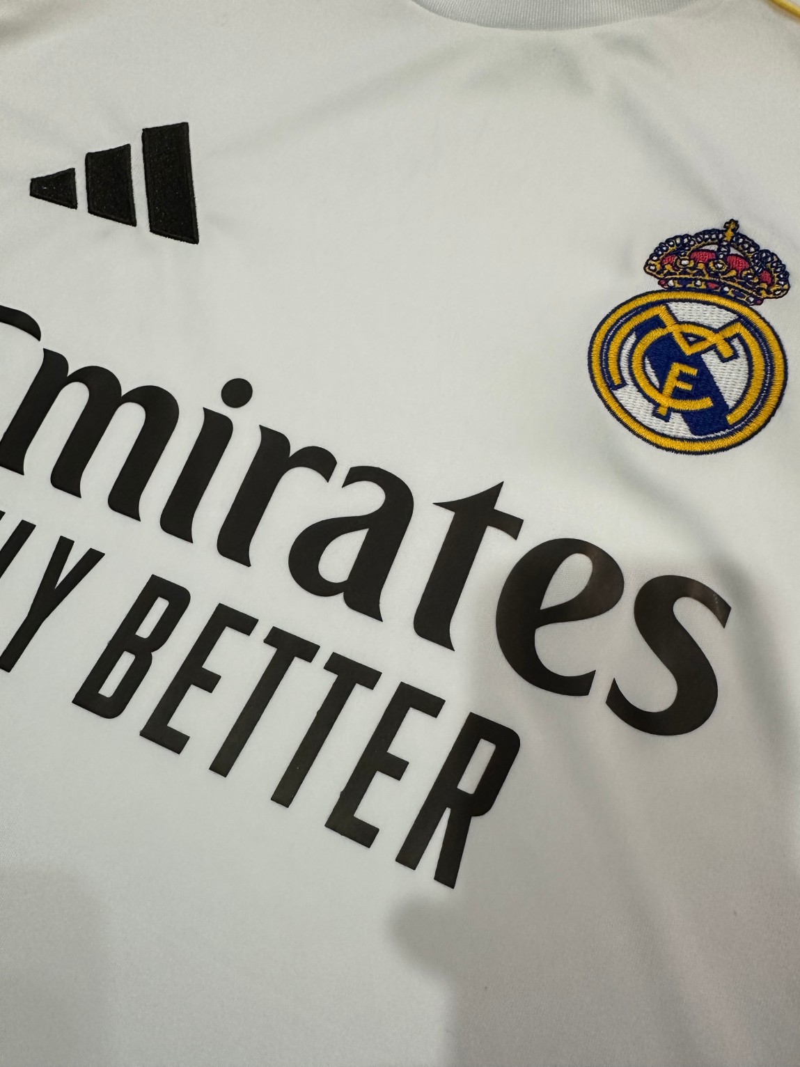 2025/2026 Real Madrid Home Jersey( Fans Edition )
