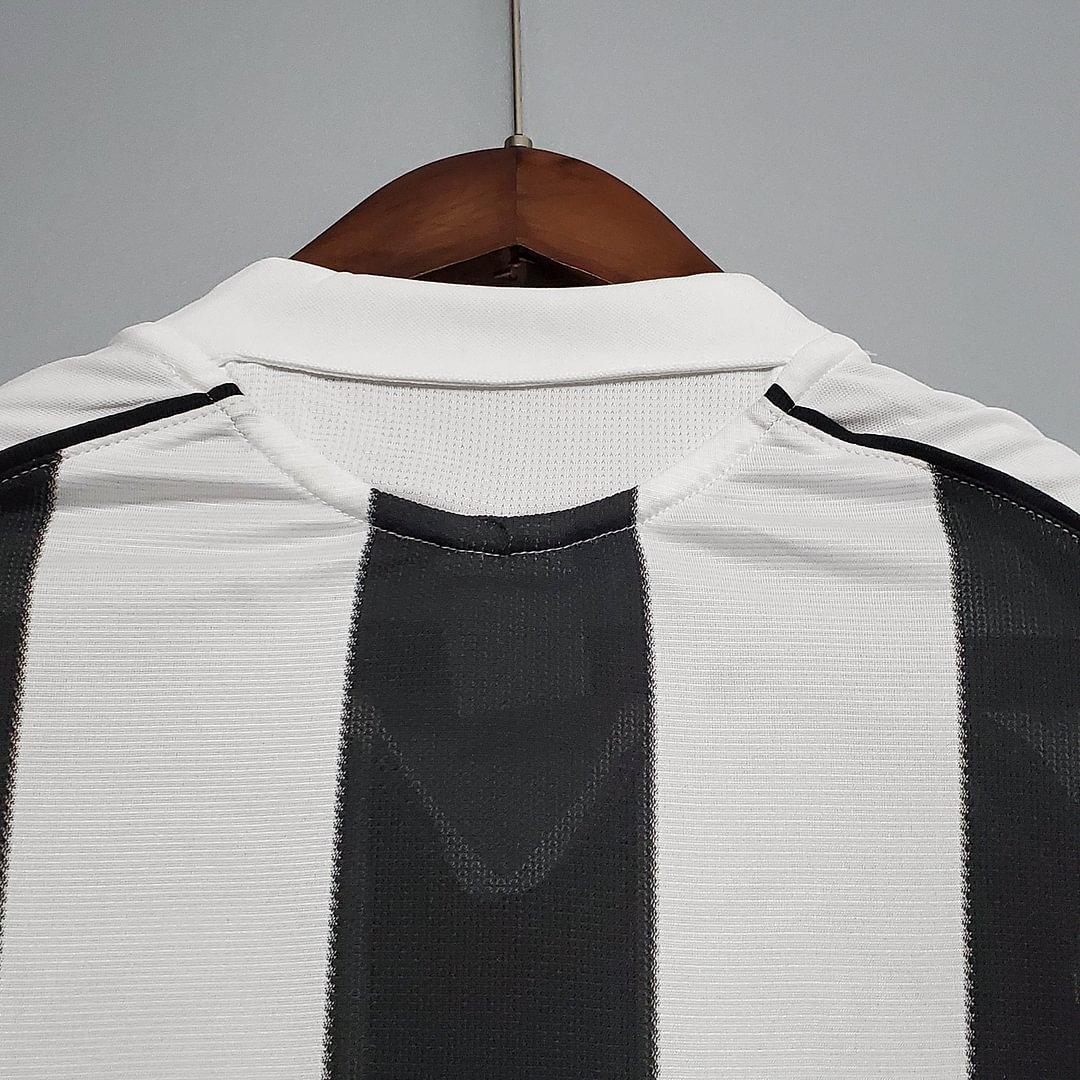 2005/2006 Retro Newcastle United Home Football Shirt( Fans Edition )