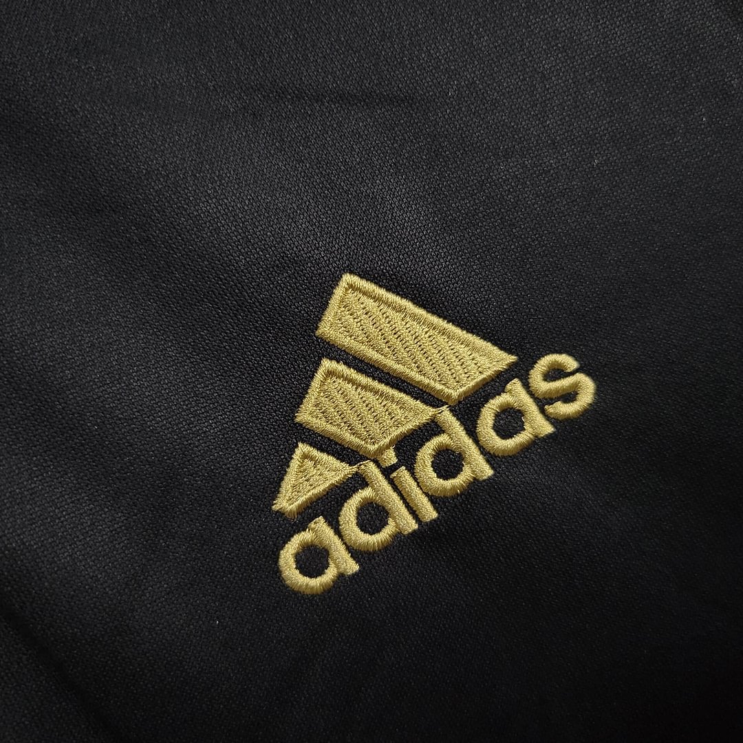 2015/2016 Juventus Retro Third Away Football Shirt