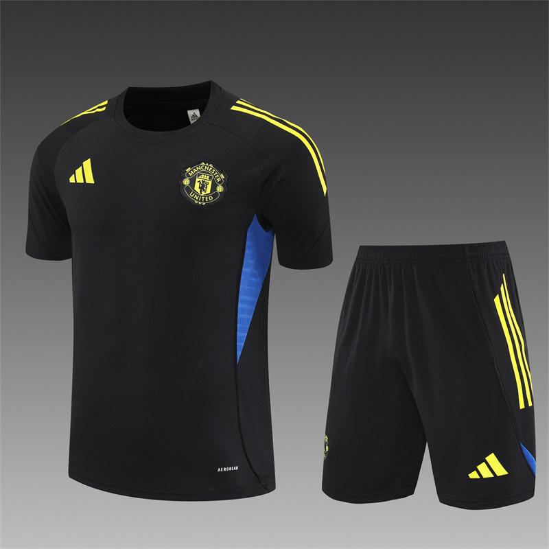 2025/2026 Manchester United Black Training Football Jacket