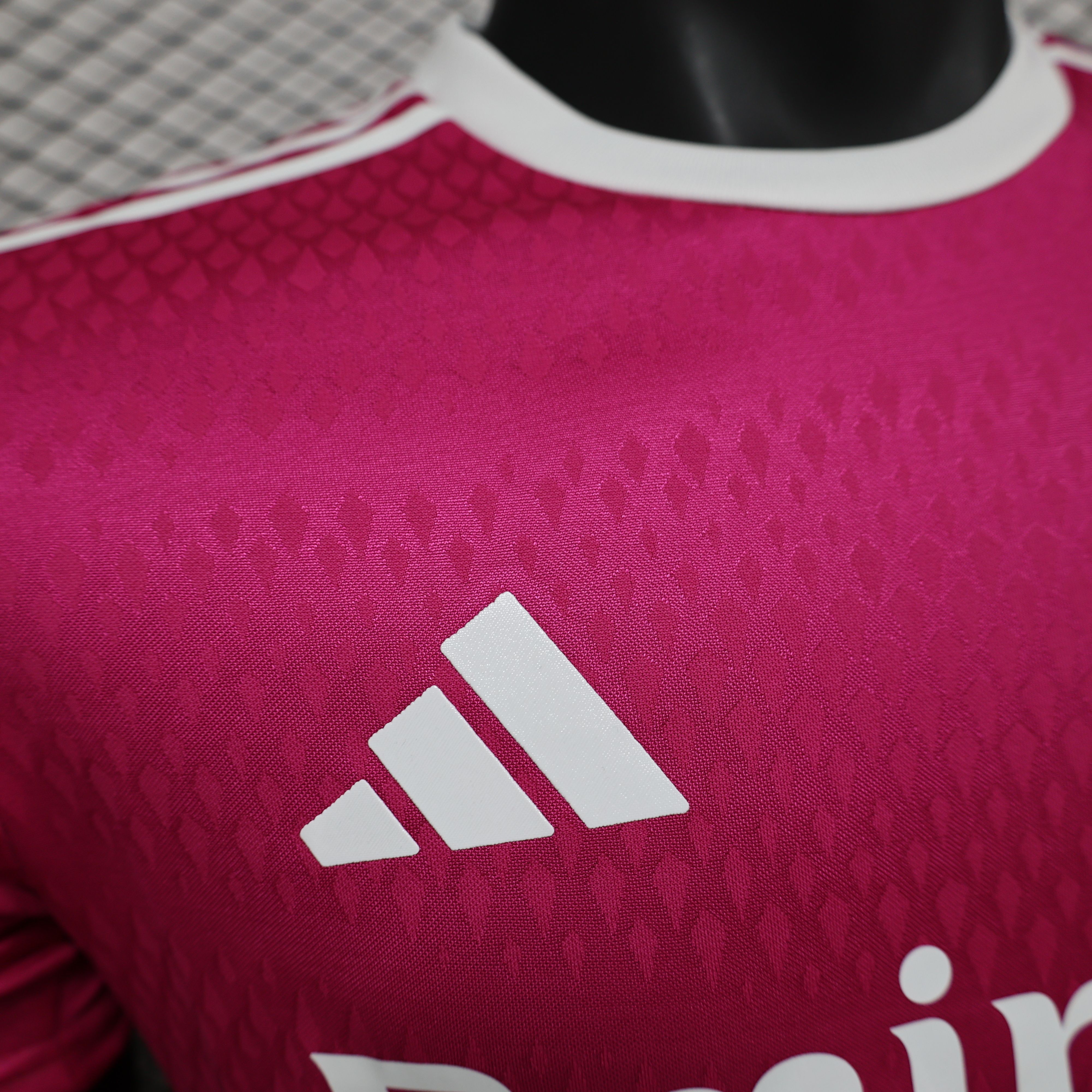 2024/2025 Real Madrid Rose Red Football Jersey For Player Version