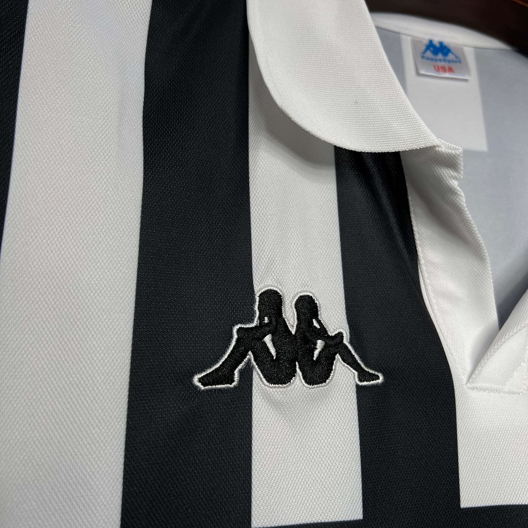 1984/1985 Retro Juventus Home Football Shirt