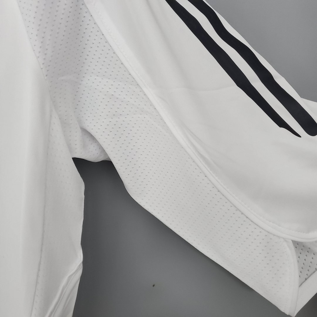 2005/2006 Real Madrid Home Retro Football Shirt