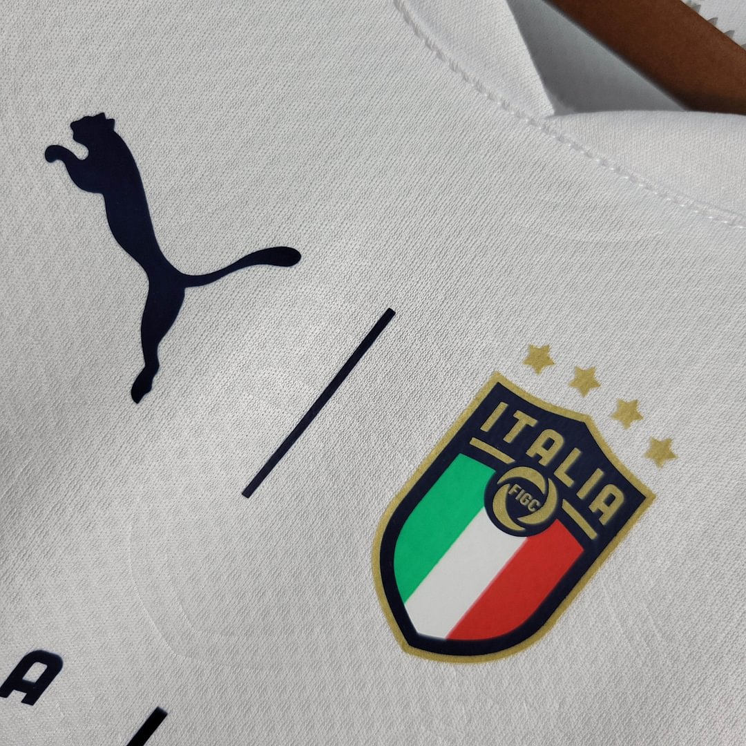 2021 Italy Retro Away Football Shirt( Fans Edition )