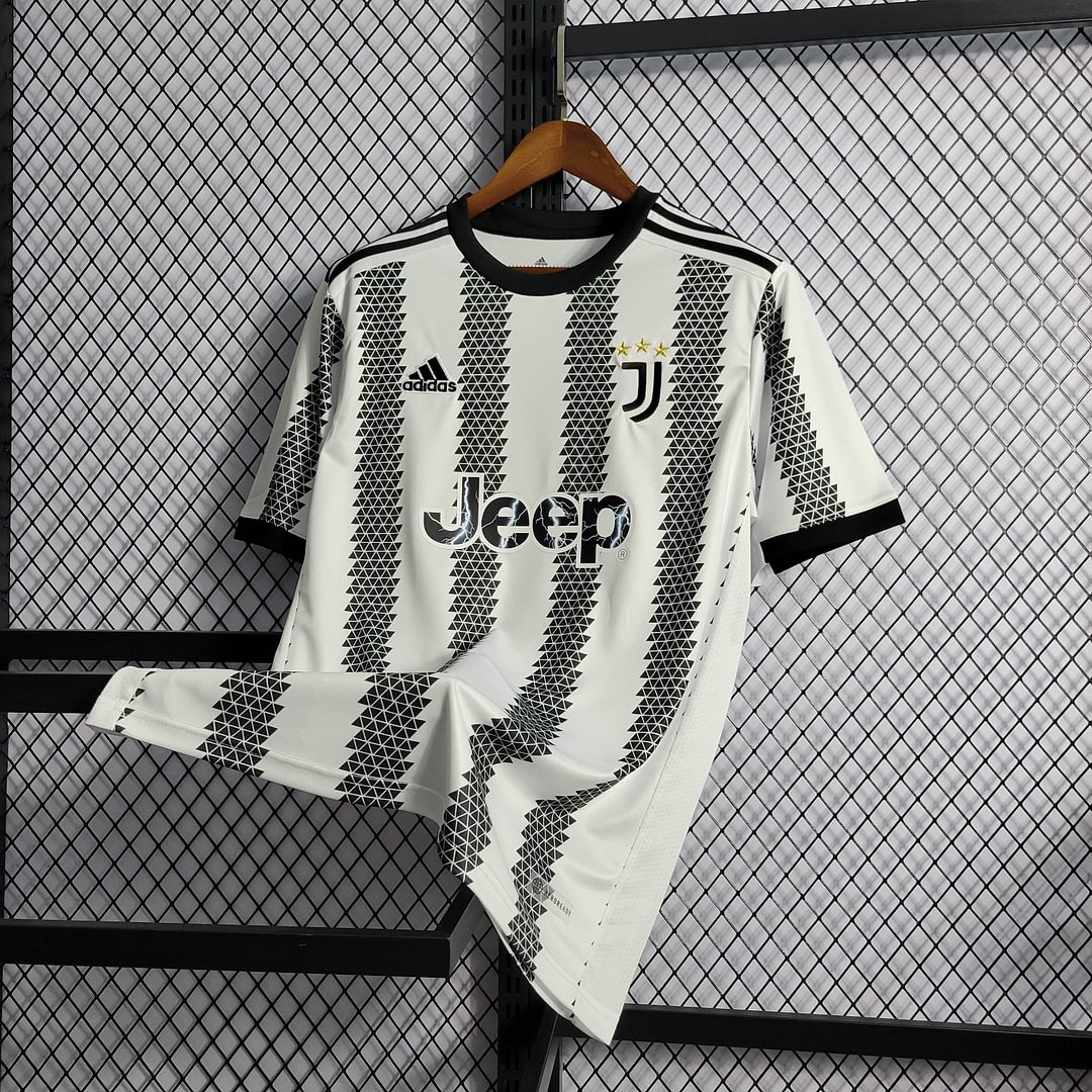 2022/2023 Juventus Home Football Shirt