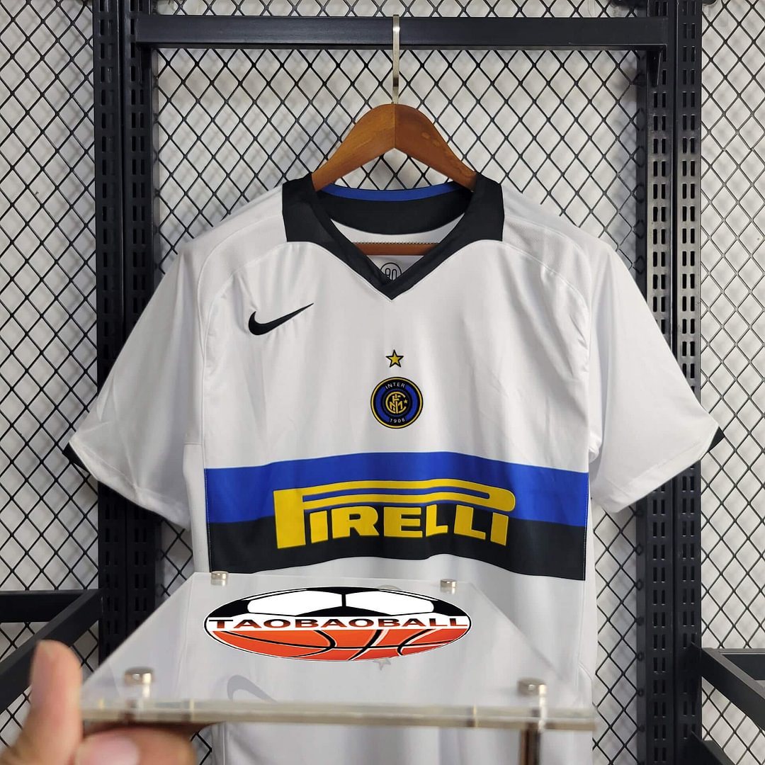 2005/2006 Retro Inter Milan Away Football Shirt