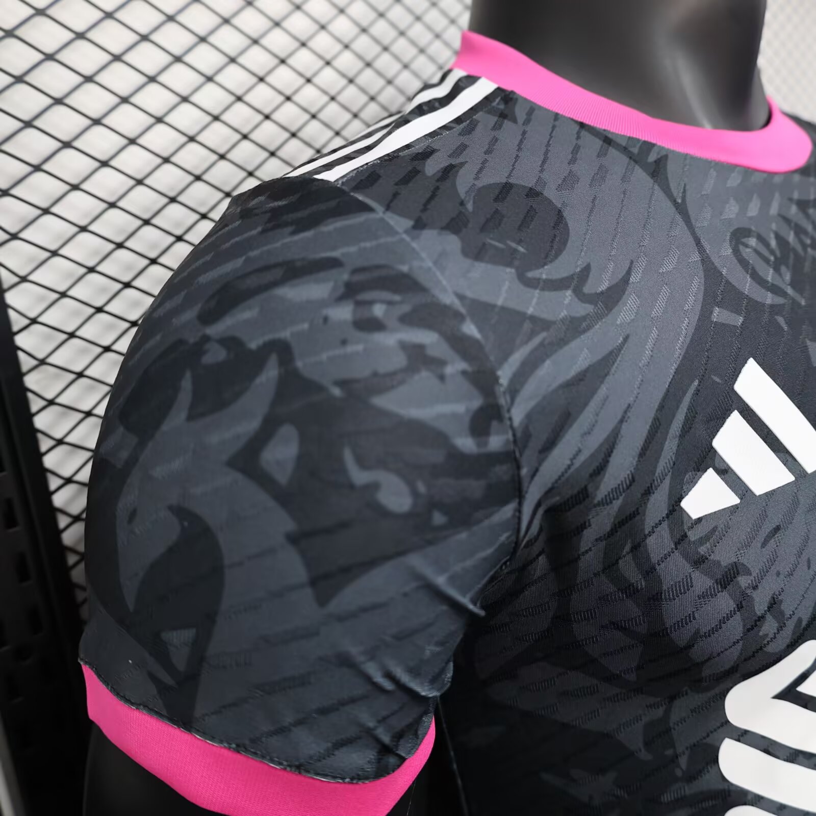 2025/2026 Liverpool Black Special Edition Football Jersey For Player Version