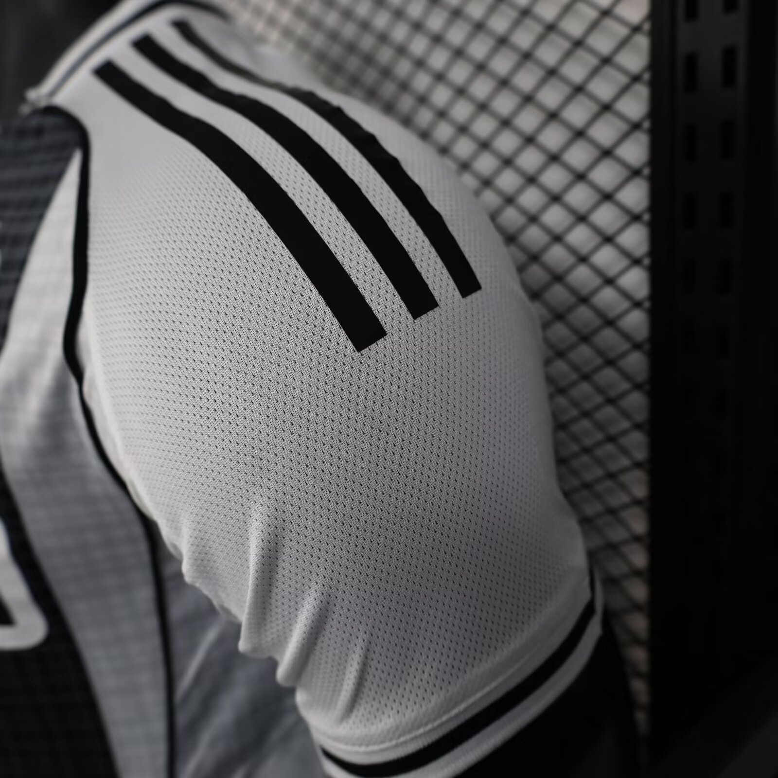 2025/2026 Newcastle United Home Football Shirt( Player Version)