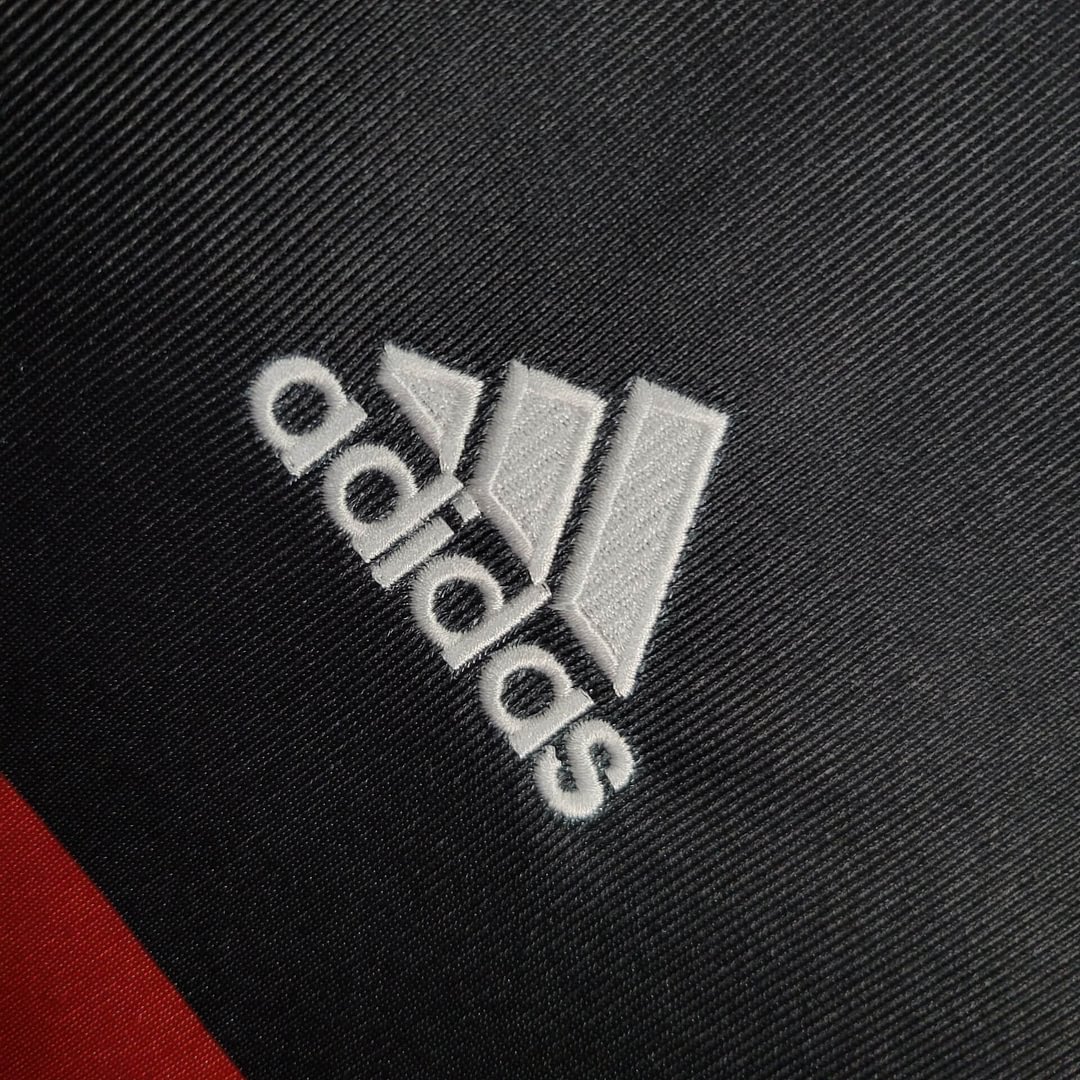 1998/1999 AC Milan Black Retro Third Away Football Shirt