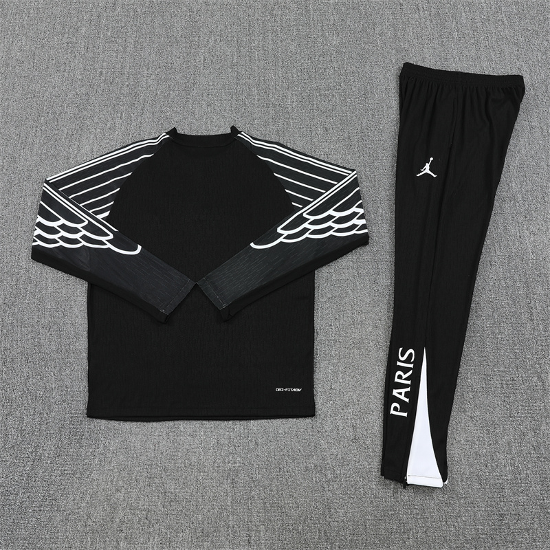 2025/2026 Paris Saint-Germain Black half zip training suit set