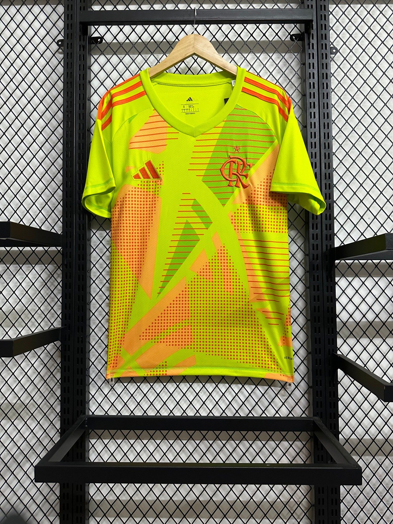25/26 Flamengo Goalkeeper Football Shirt(Fans version)
