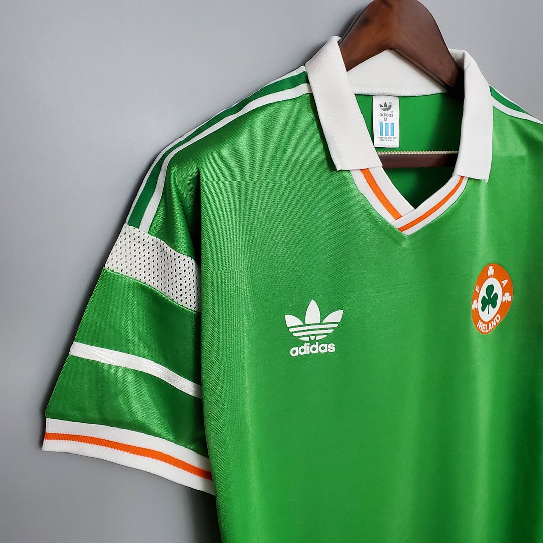 1988 Retro Ireland Home Football Shirt( Fans Edition )