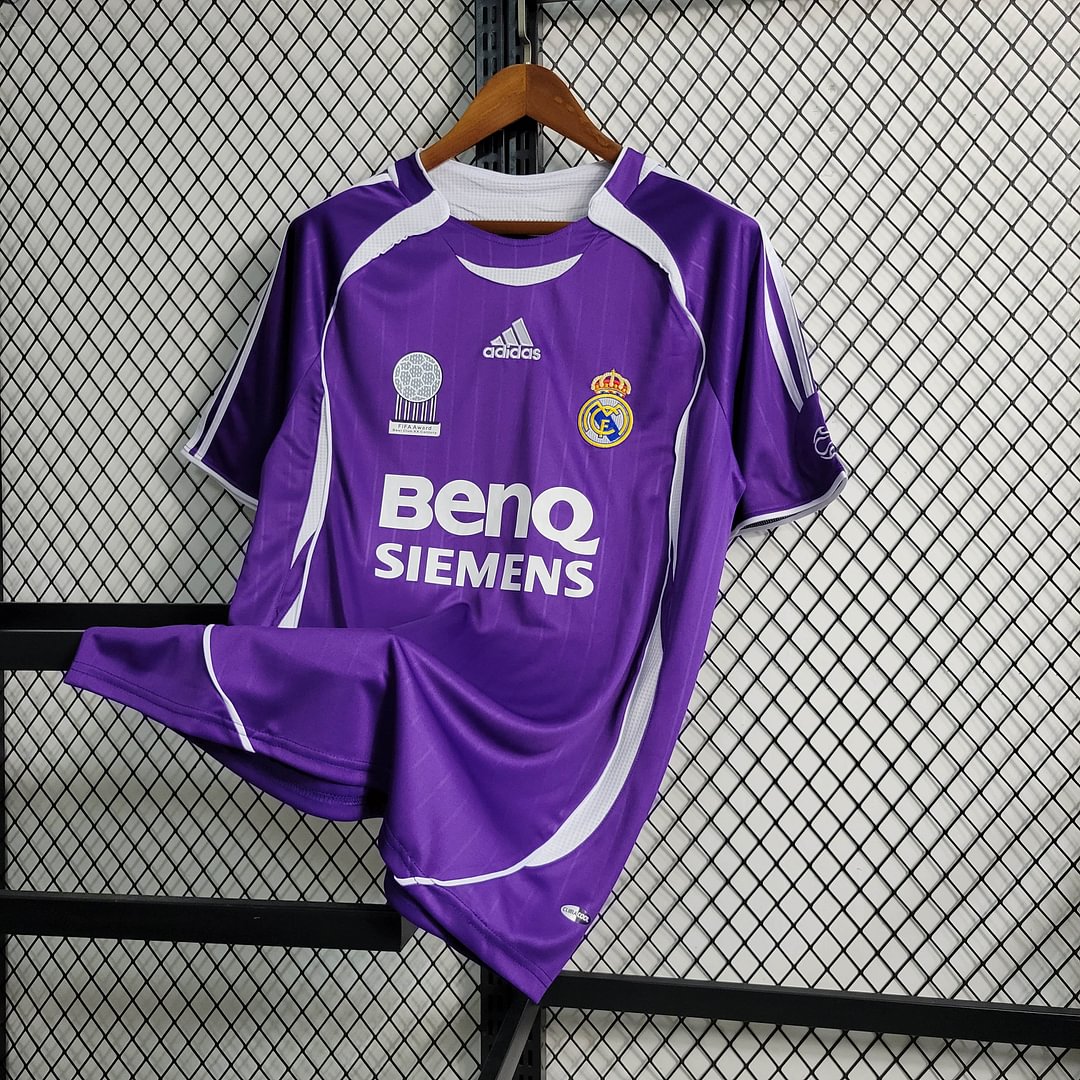 2006/2007 Real Madrid Retro Purple Third Away Football Shirt