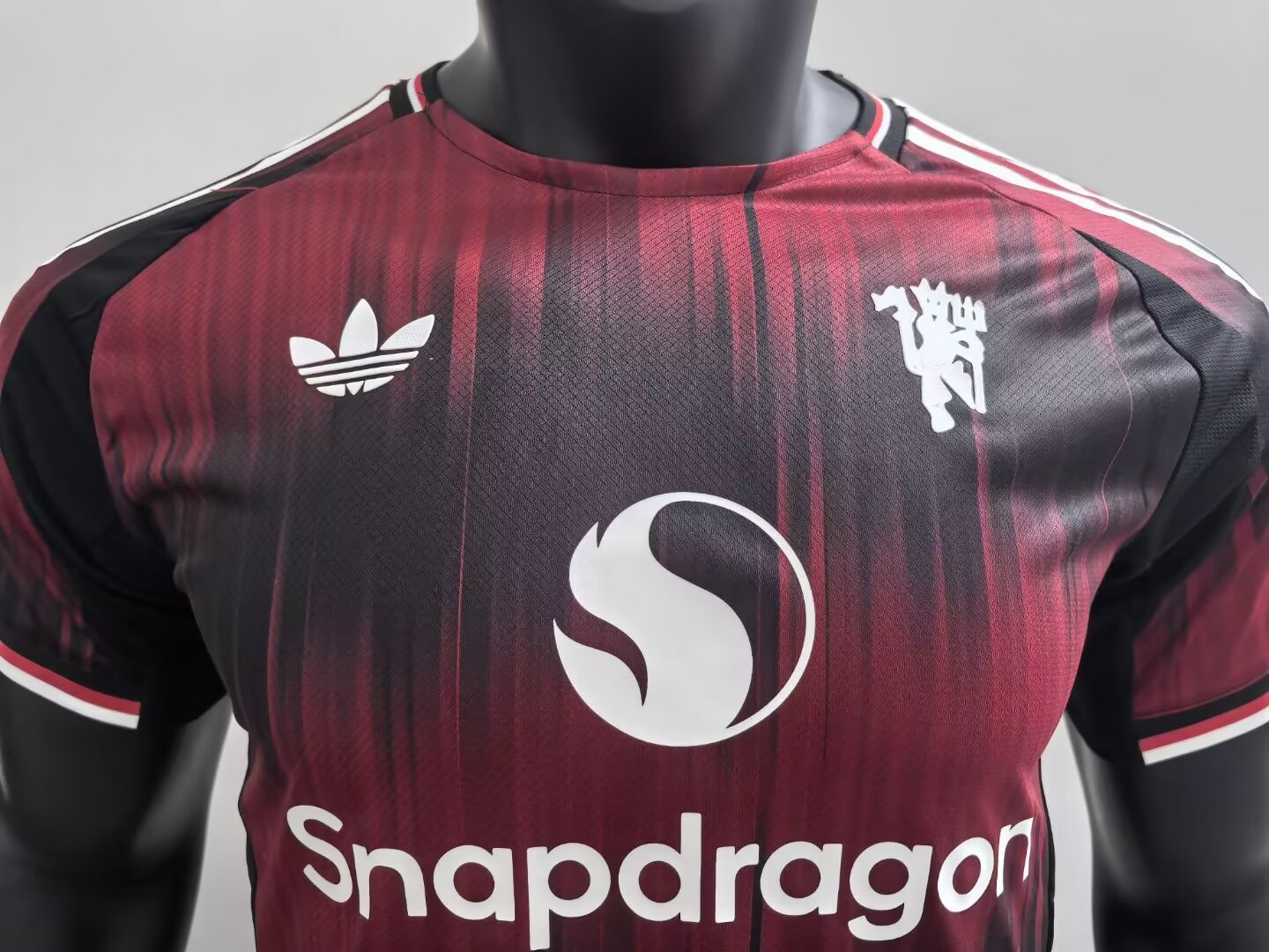 2024/2025 Manchester United Black And Red Special Edition Football Jersey For Player Version
