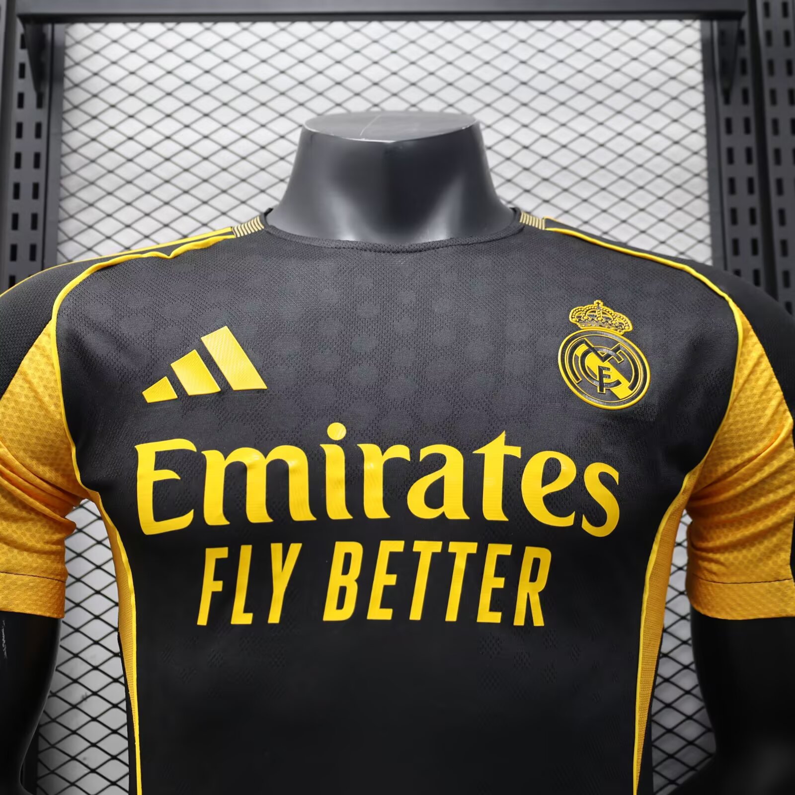 25/26 Real Madrid Black Gold Special Edition Jersey(Player Version)