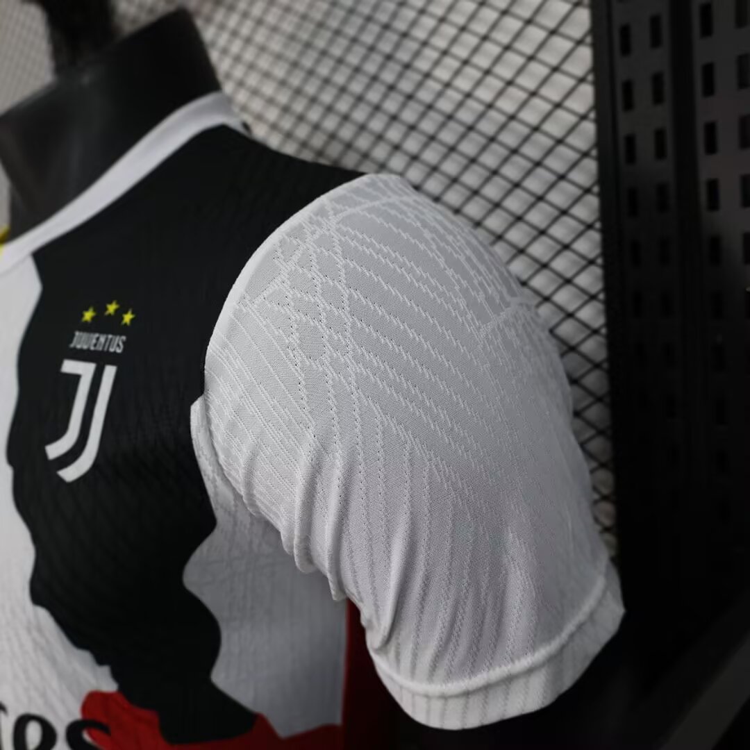 25/26 Real Madrid {Cristiano Ronaldo} Anniversary Jersey( Player Edition )