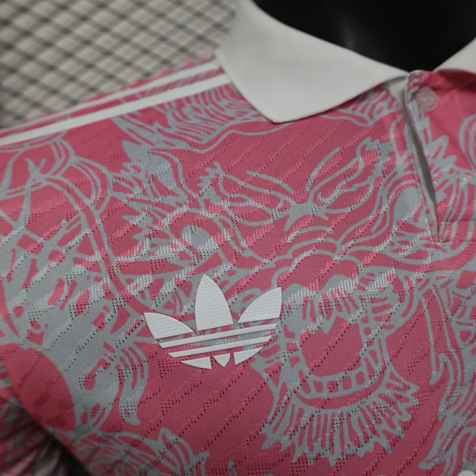 25/26 Real Madrid Pink Dragon Special Jersey(Player Version)