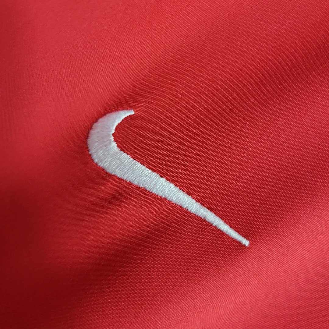 2002/2004 Manchester United Retro Home Football Shirt