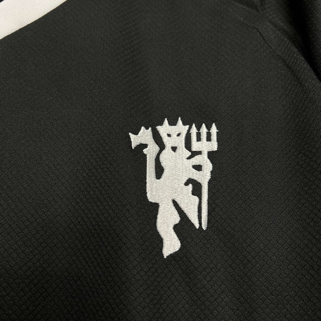 2024/2025 Manchester United Black Fourth Goalkeeper Football Shirt For Player Version