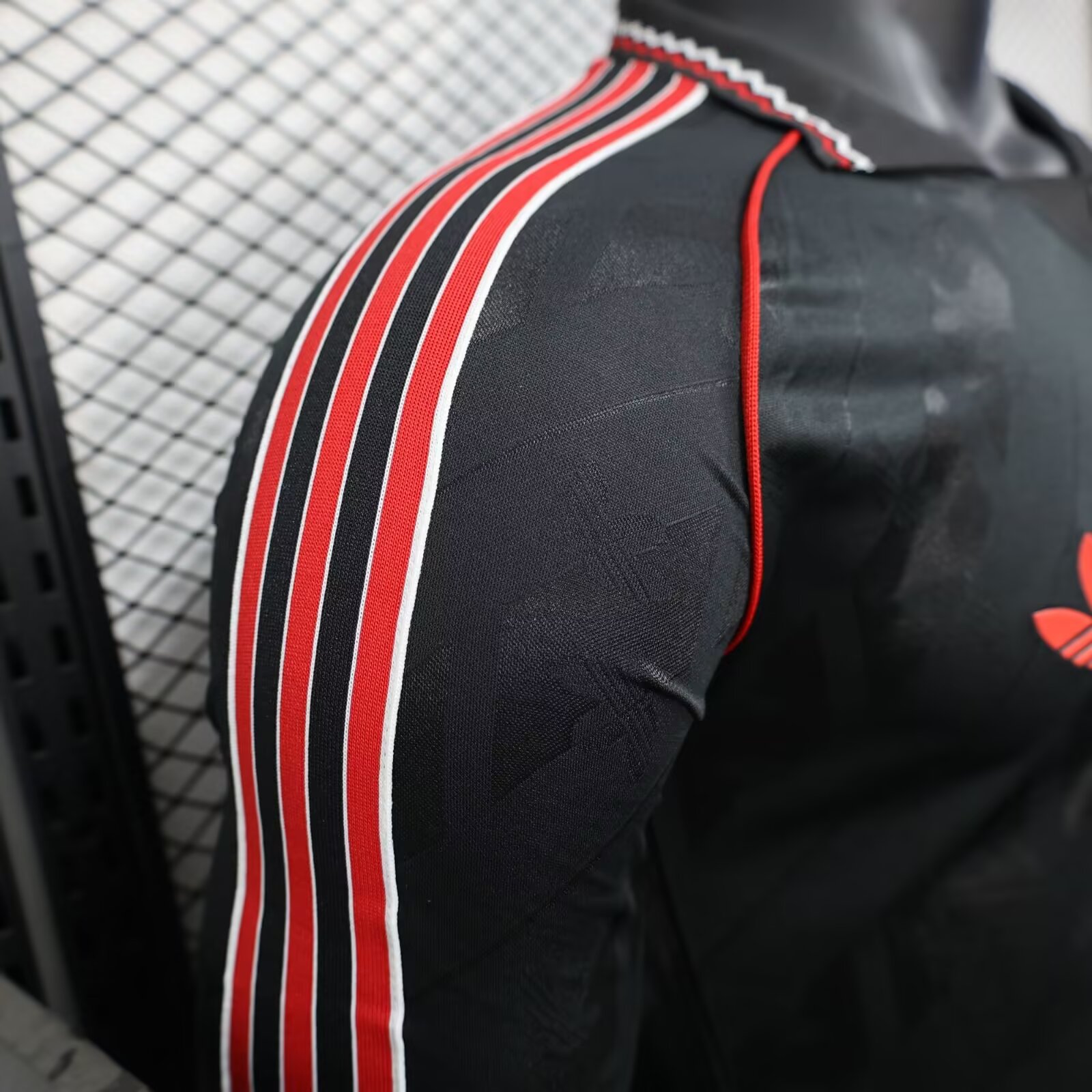 2024/2025 Retro Manchester United black Long Sleeves version soccer jersey