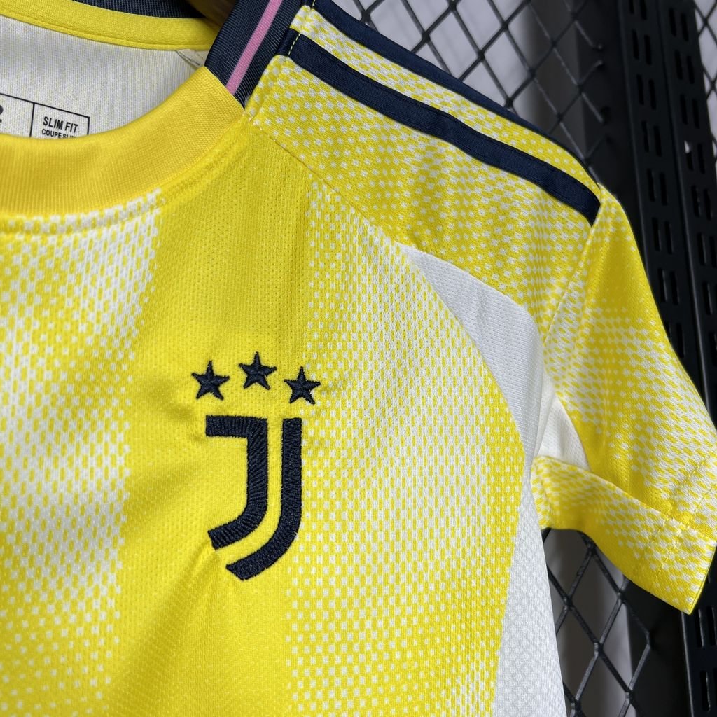 2024/2025 Juventus Away Football Shirt Kids