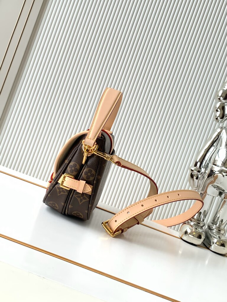 Louis Vuitton Saumur BB | Vintage Crossbody Bag | Monogram Canvas