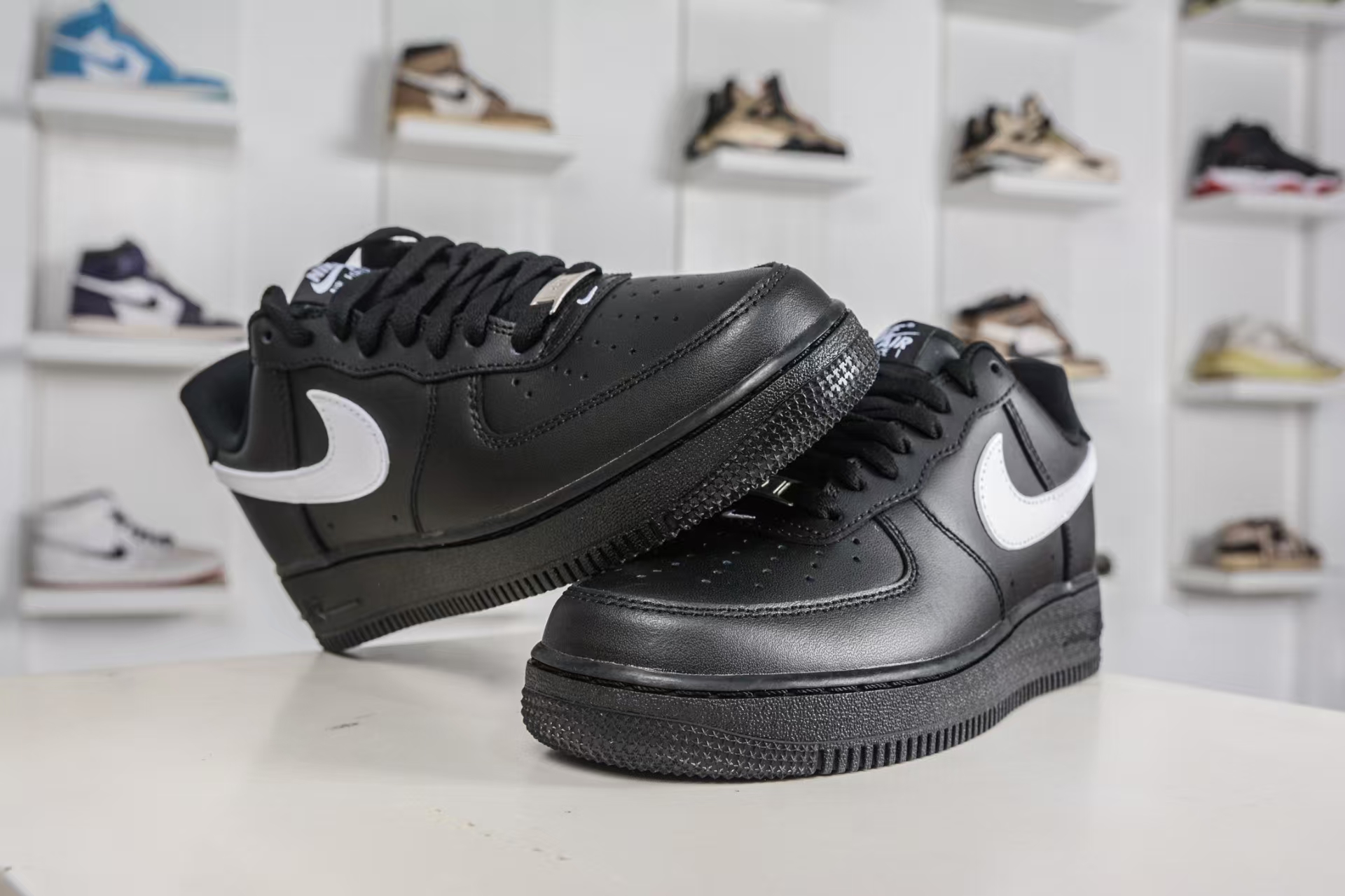 Nike Mens Nike Air Force 1 '07 Trk3