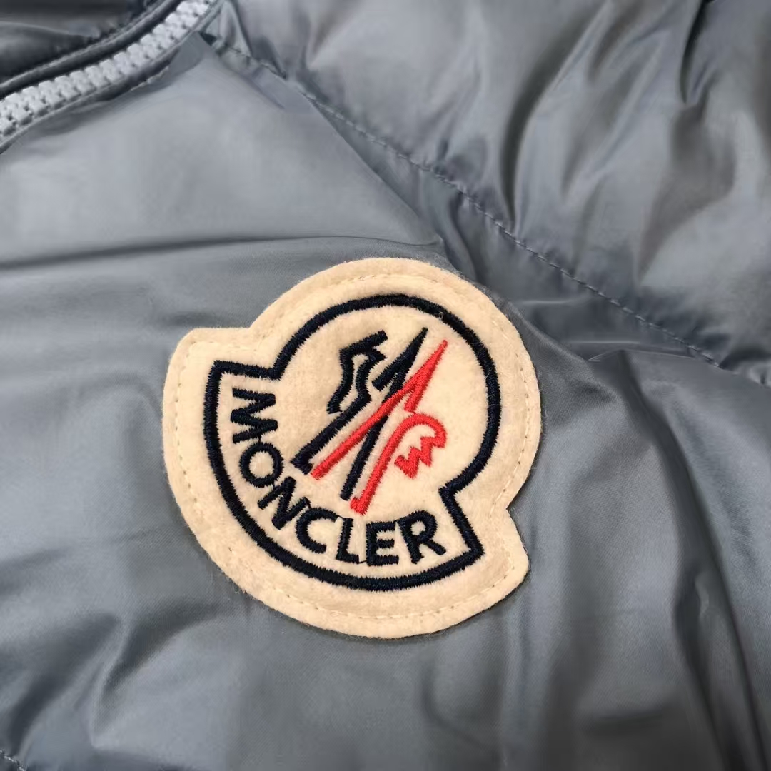 Moncler P410 Light Blue Puffer with Embroidered Logo – Soft Urban Luxury