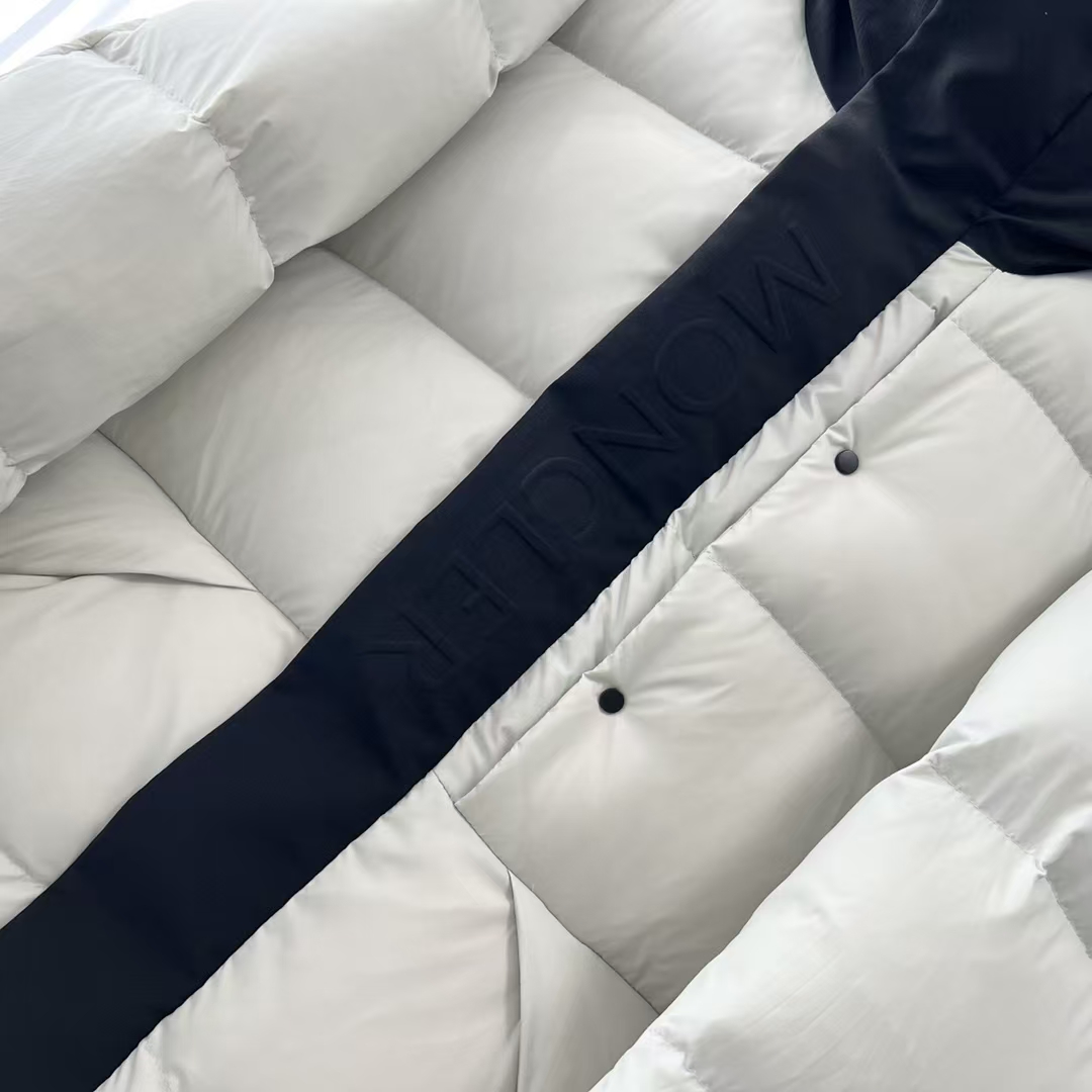 Moncler White Down Jacket – Iconic Winter Puffer Coat