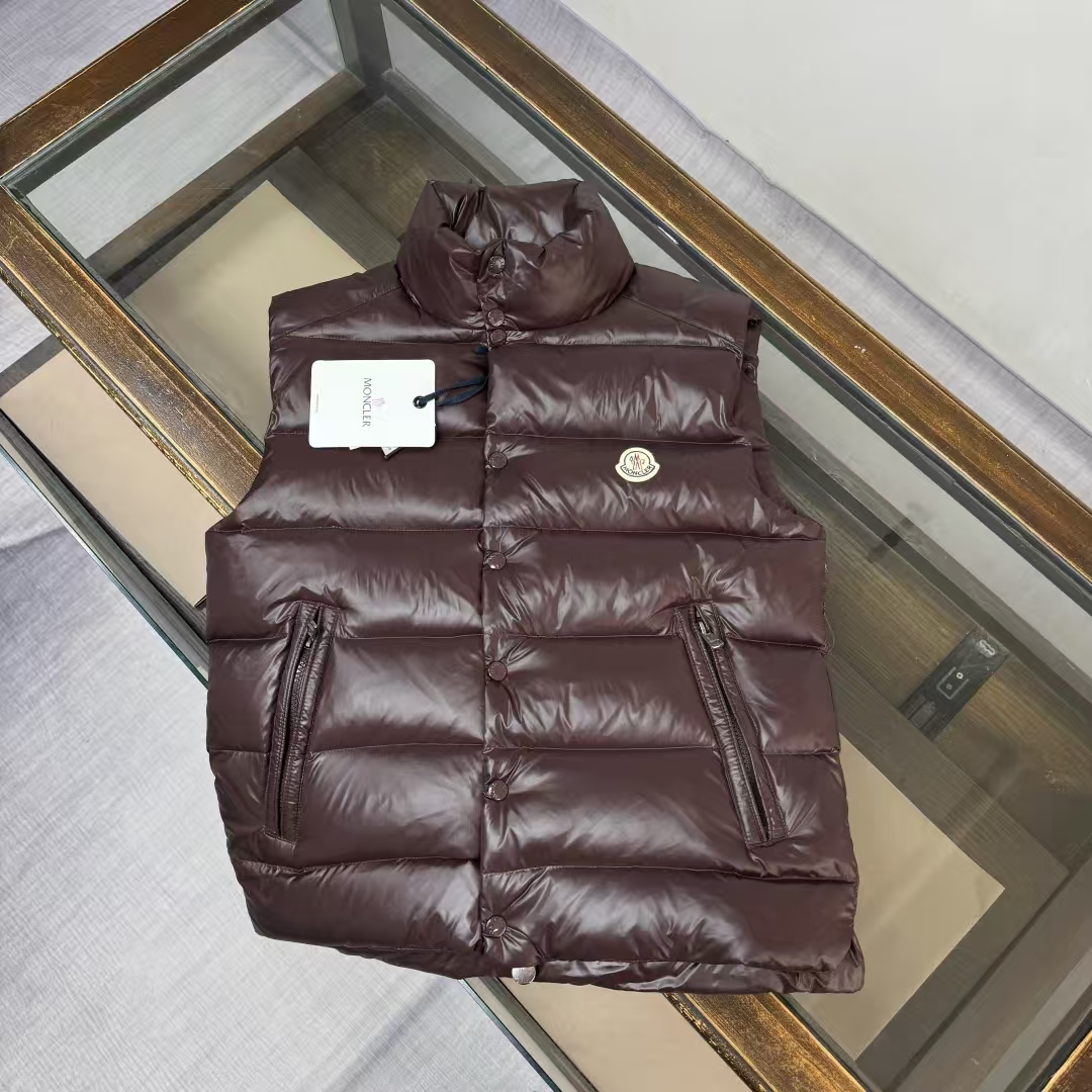 Moncler P360 Dark Brown Hybrid Puffer Jacket – Vintage-Inspired Urban Warmth