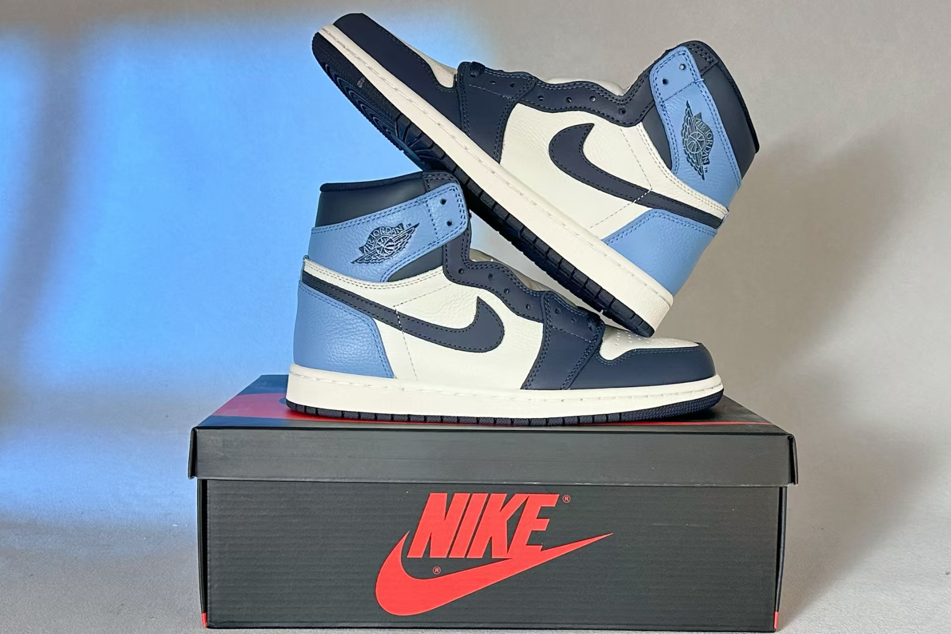 Air Jordan 1 High OG in Blue/Black – Original Retro High-Top Shoes