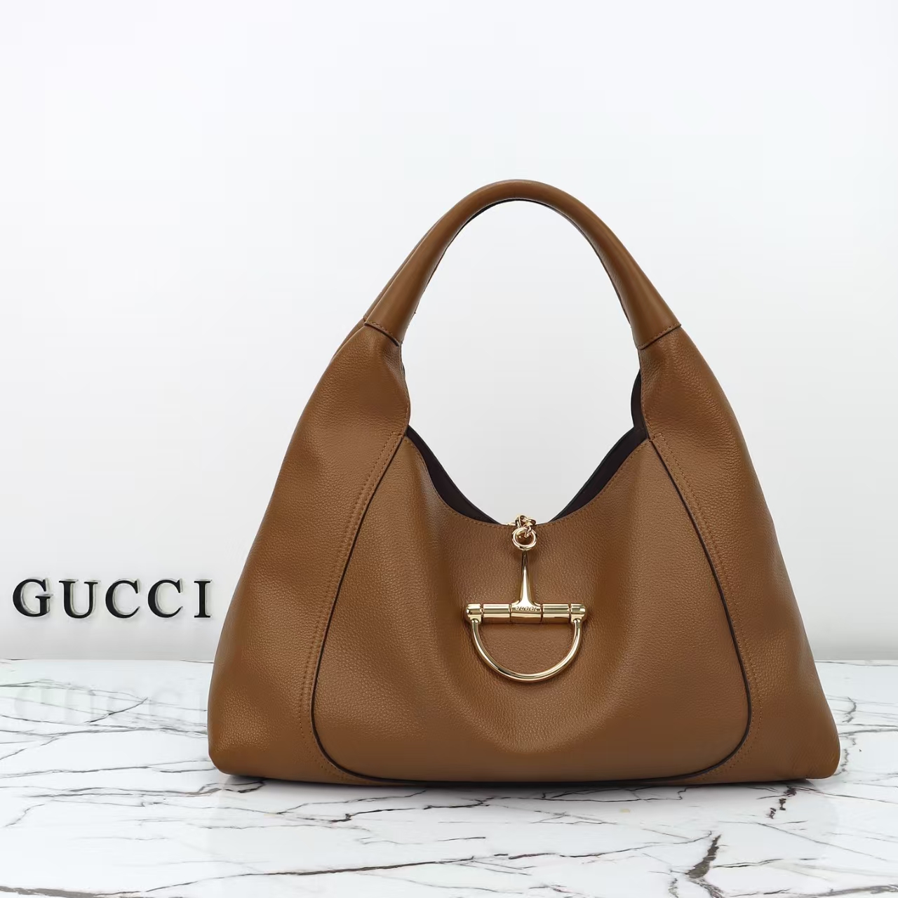 Gucci Softbit Large Shoulder Bag | Oversized Horsebit Closure in Grained Leather