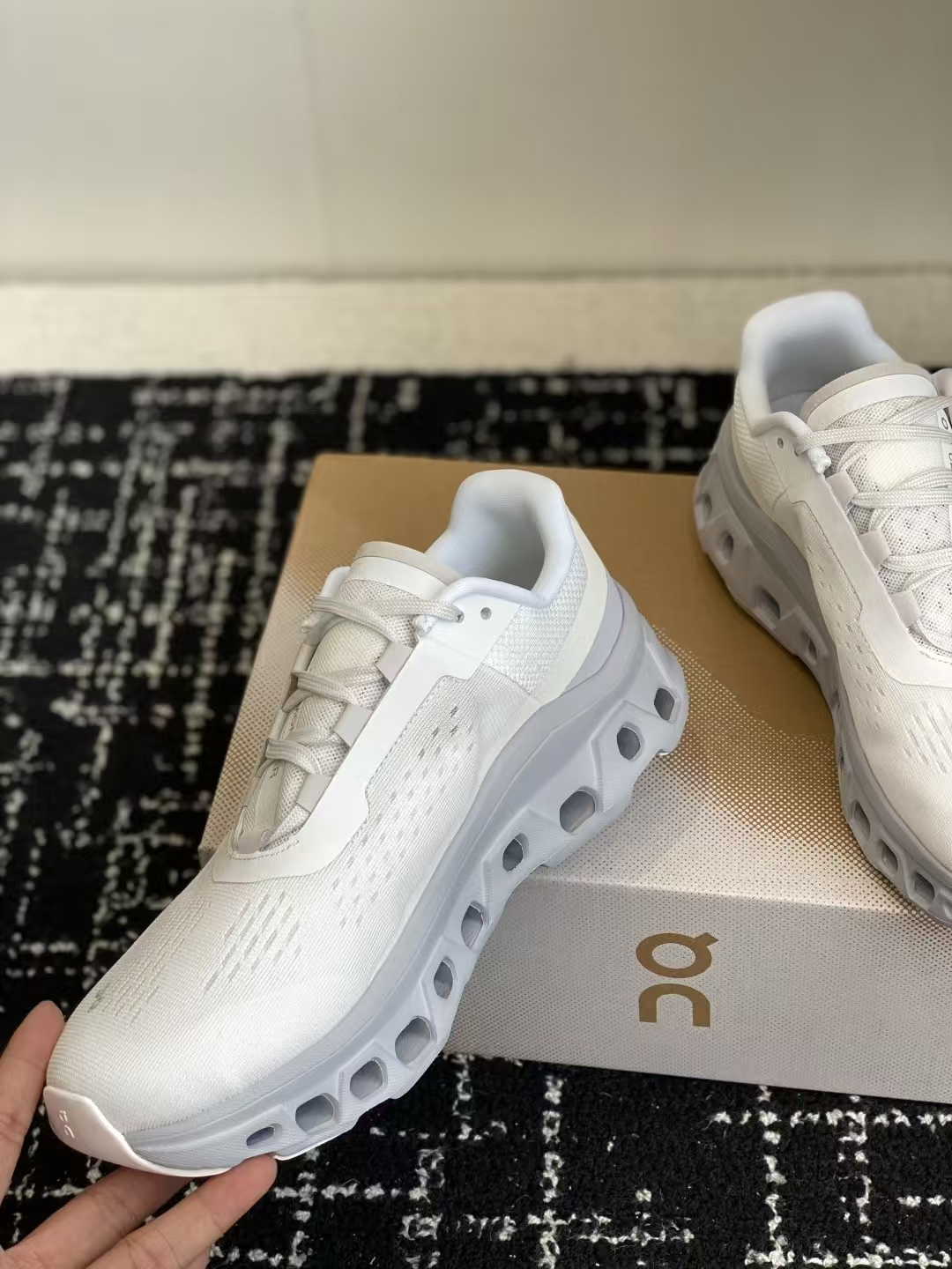 On Cloudmonster – Off-White & Light Grey Breathable Durable Running Shoes