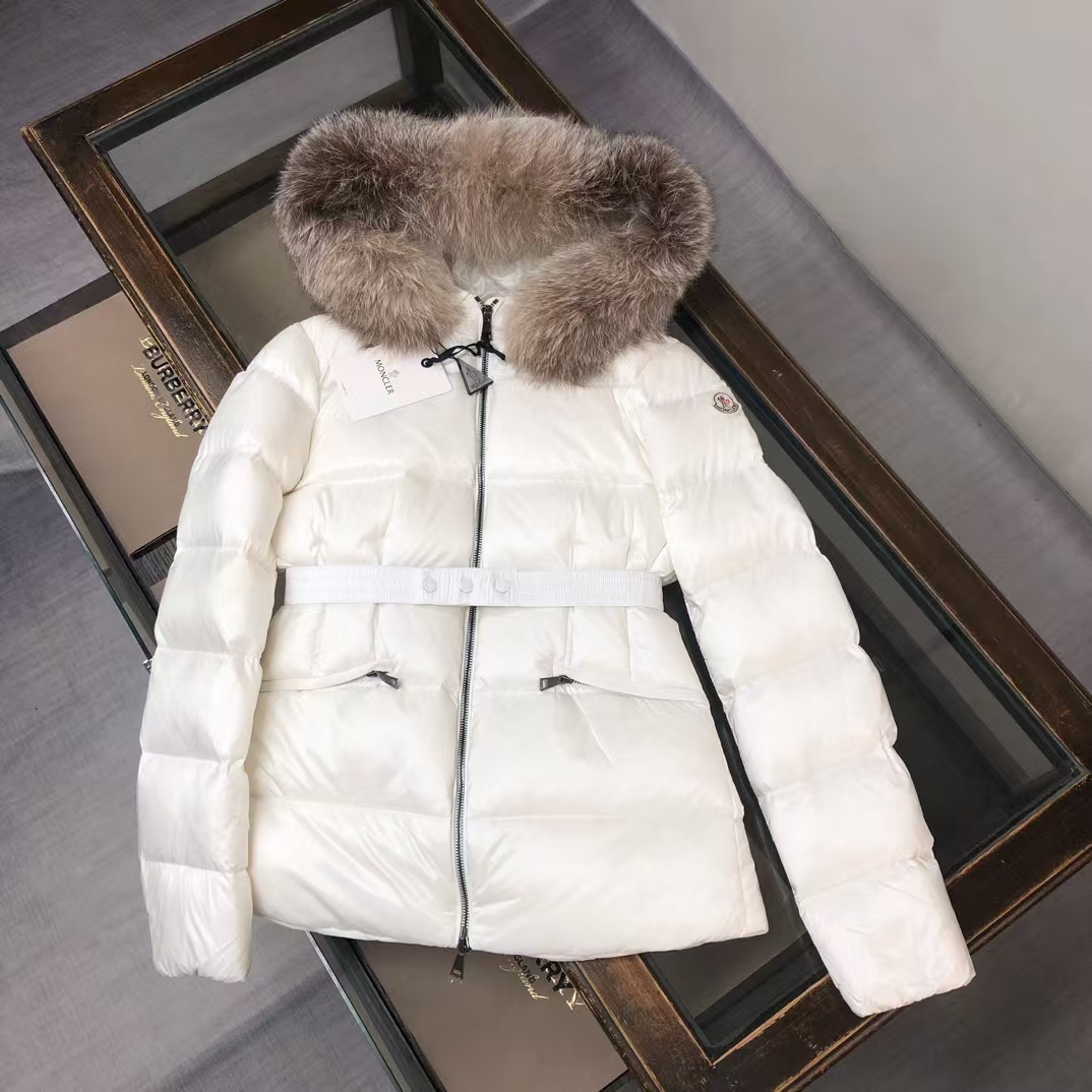 Moncler Boed P520 Women's White Cropped Belted Down Jacket with Fox Fur Collar