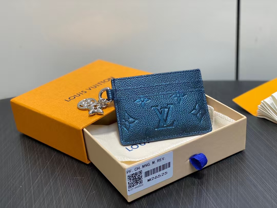 Louis Vuitton Monogram Shine Cardholder | Cowhide Leather with LV Ring Charm