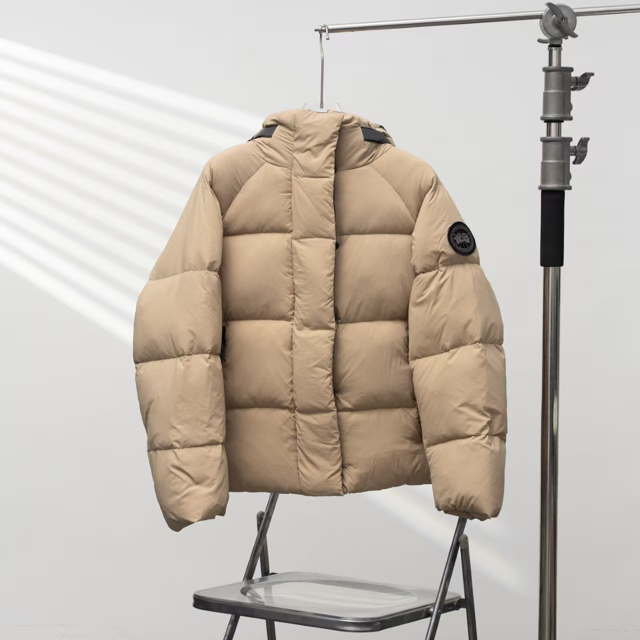 Canada Goose Tan Hooded Down Jacket – Premium Winter Protection